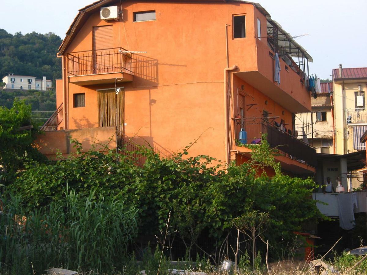 Casa Vacanze Paradiso Apartment Lamezia Terme Exterior photo